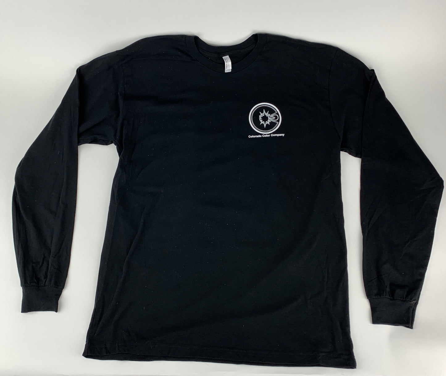 Schwarzes Langarm-T-Shirt der Colorado Color Company – American Apparel