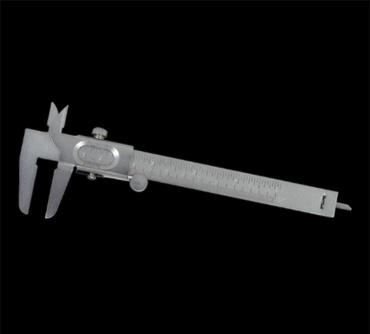 Metal Calipers - General 5 in. L X 3-3/4 in. W Vernier Caliper ...